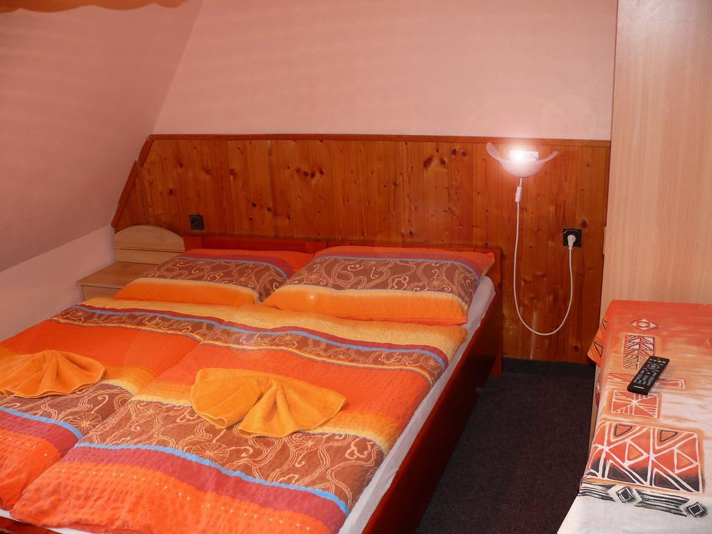 Hotel Radegast Dolni Becva Room photo