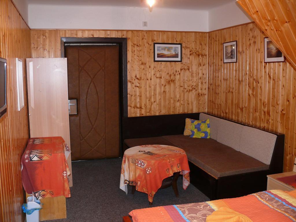 Hotel Radegast Dolni Becva Room photo